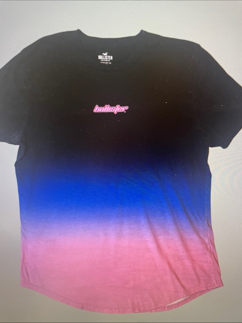 Hollister Black to Blue to Pink Ombre Short Sleeve Tee